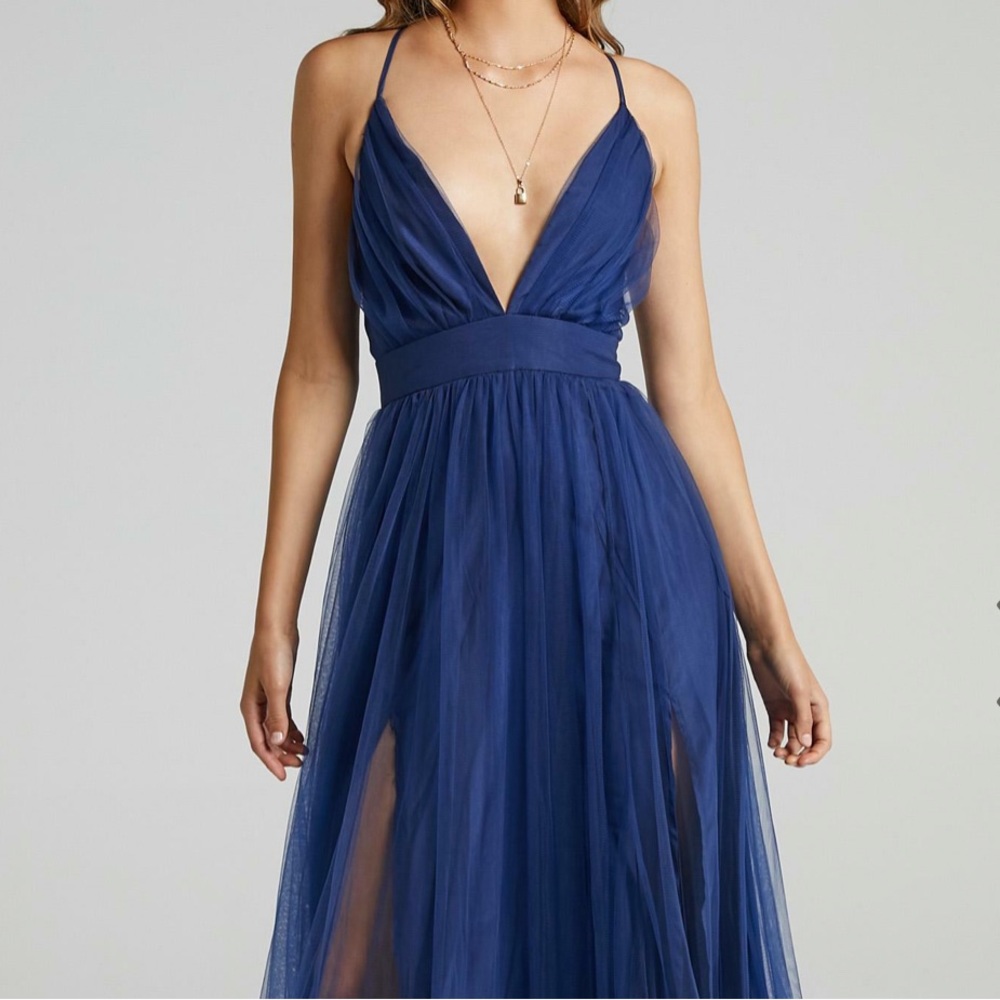 NWT BLUE SHOWPO DRESS - Picture 2 of 7